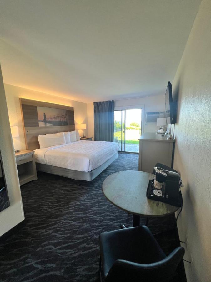The Beach Haus - ทราเวิร์สซิตี้ ภายนอก รูปภาพ